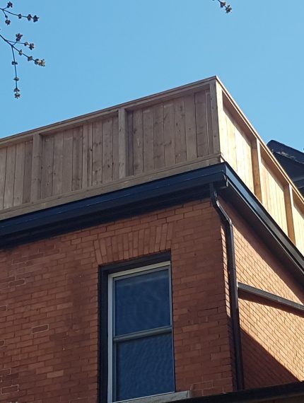 Each deck was crafted with attention to detail, ensuring a harmonious blend of privacy, elegance, and scenic appreciation. The end result is a series of stunning upper decks that enhance the urban living experience and showcase our commitment to quality craftsmanship.