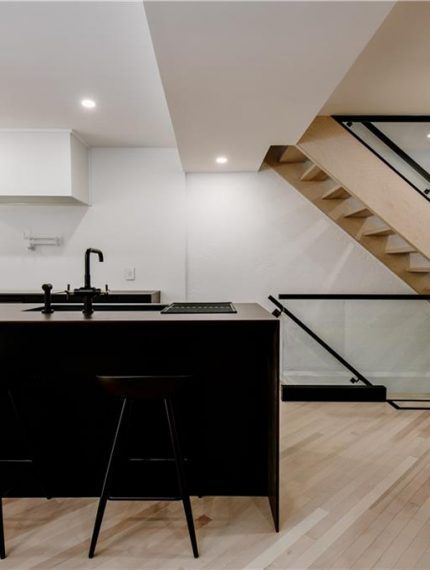 Common hardwood throughout for a seamless look